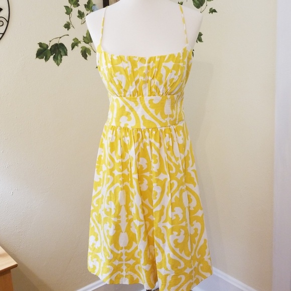 smart yellow dresses